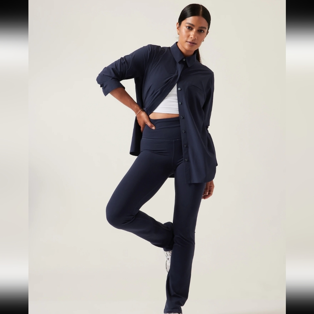 Athleta Urbanite 100% Silk Long Sleeve Button Down Blouse Size M